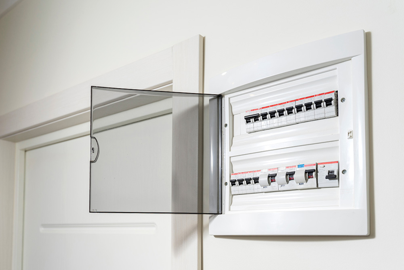 Über­spannungs­schutz bei Green Solar Cologne Elektroinstallation in Köln